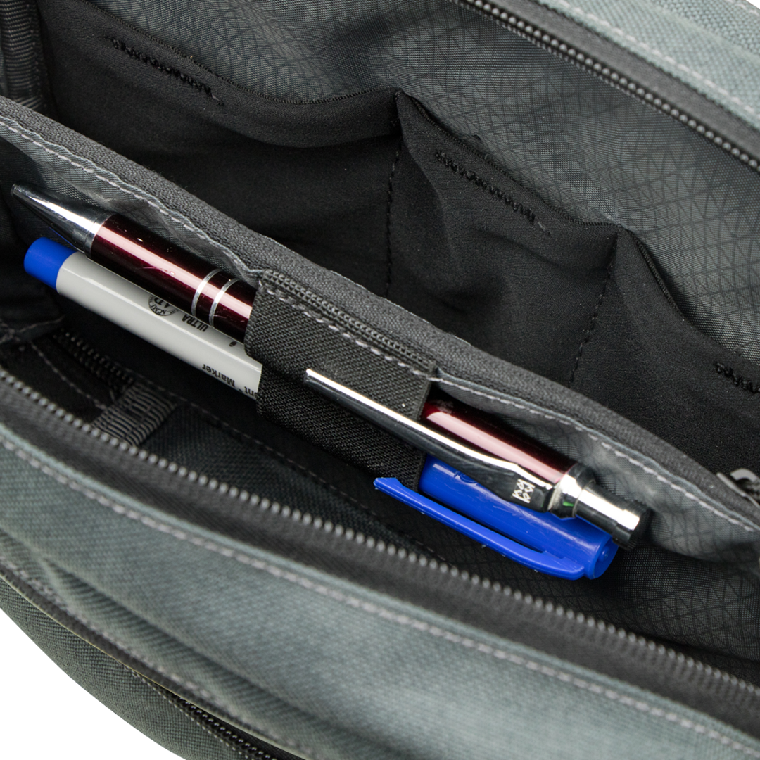Tech Pouch