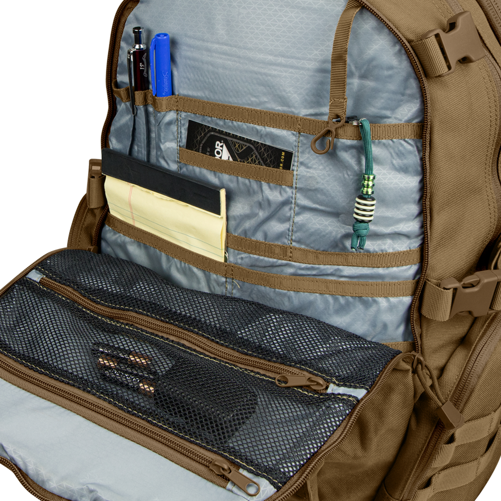 COMMUTER BACKPACK 26L | EXCLUSIVE