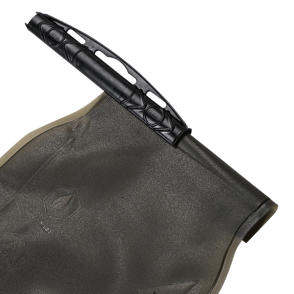 Hydration Carrier - MultiCam Black